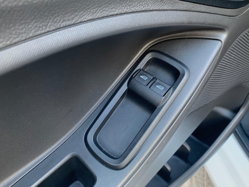 ka se 1.0 12v manual