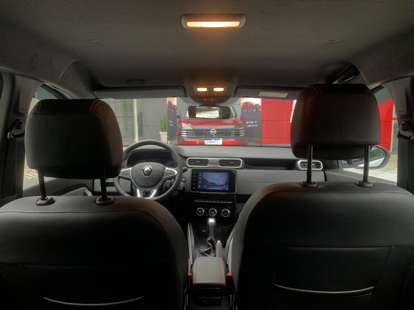 renault duster 1.3 tce flex iconic plus x-tronic 4p automatico 2025