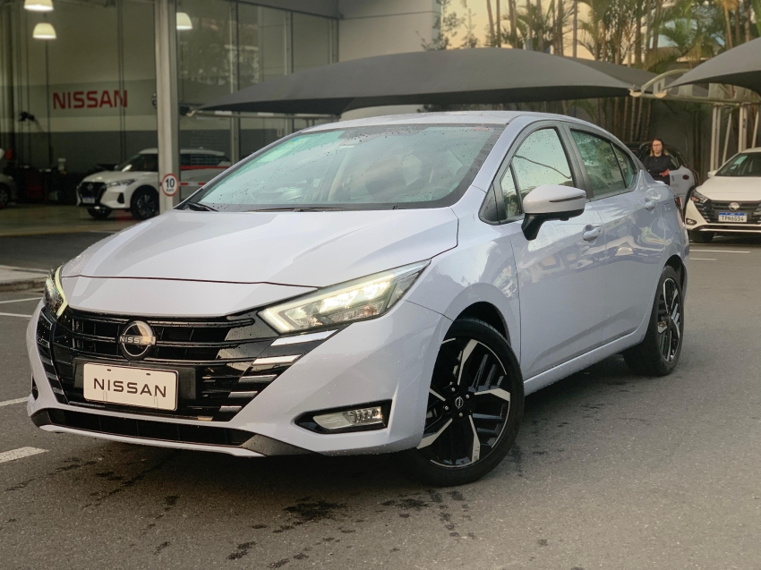 nissan versa 1.6 16v flex exclusive xtronic 4p automatico 2025