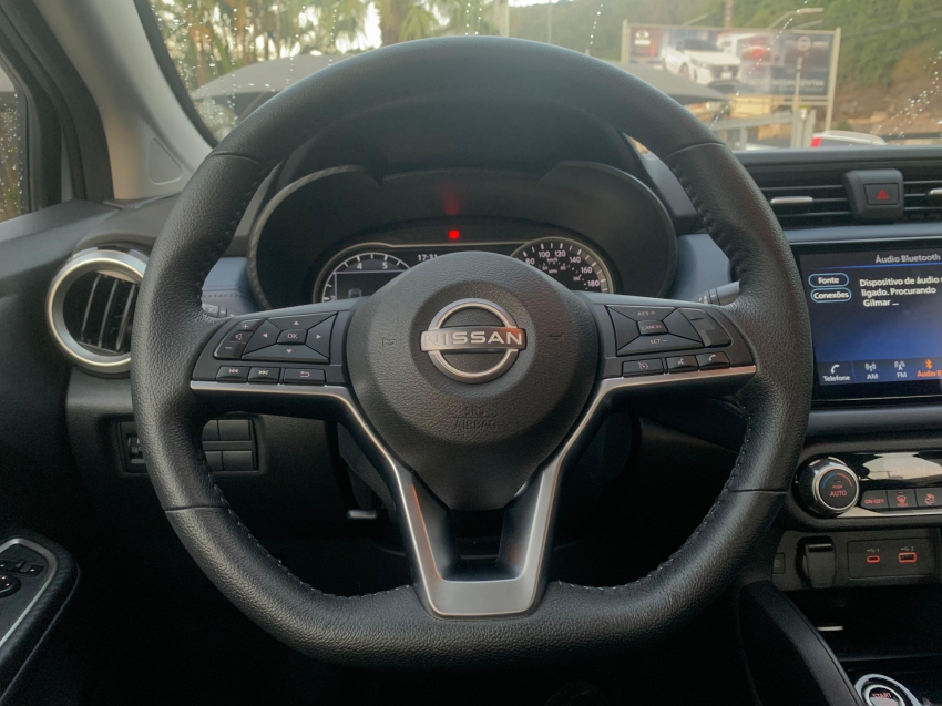 nissan versa 1.6 16v flex exclusive xtronic 4p automatico 2025