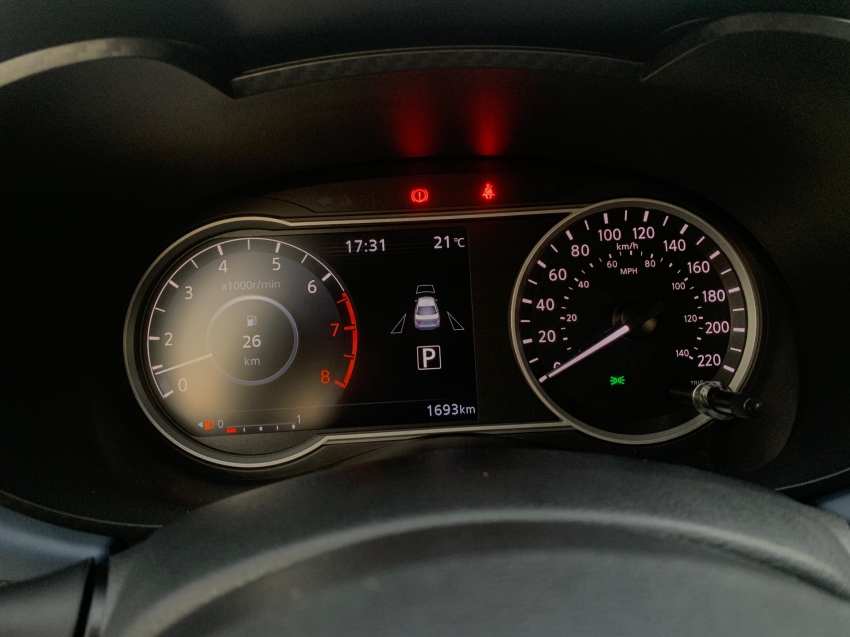nissan versa 1.6 16v flex exclusive xtronic 4p automatico 2025