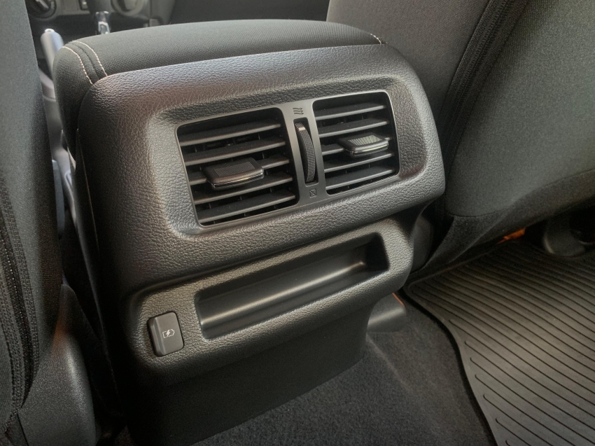 nissan frontier 2.3 16v turbo diesel attack cd 4x4 automatico 4p 2025