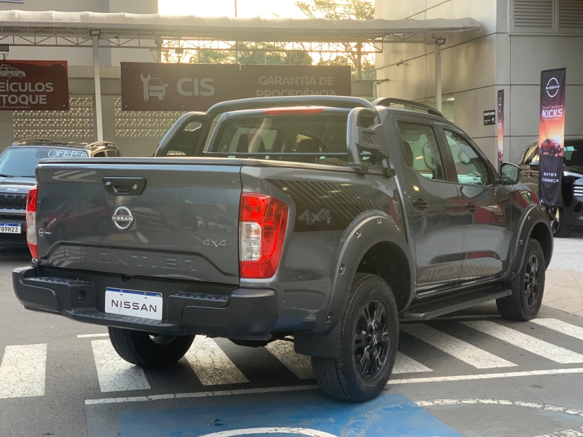 nissan frontier 2.3 16v turbo diesel attack cd 4x4 automatico 4p 2025
