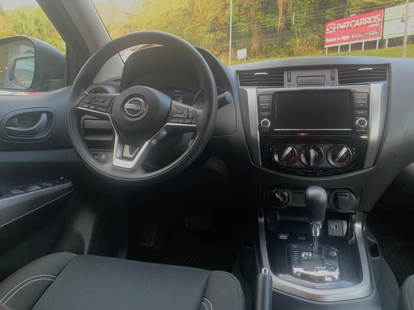 nissan frontier 2.3 16v turbo diesel attack cd 4x4 automatico 4p 2025