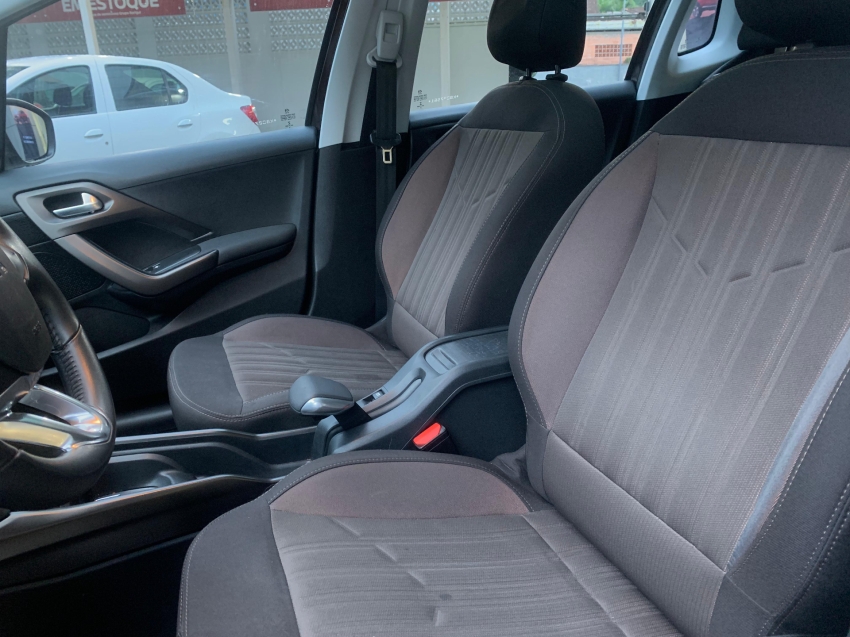 peugeot 2008 1.6 16v flex griffe 4p automatico 2019