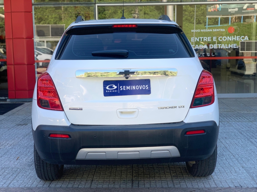 chevrolet tracker 1.8 mpfi ltz 4x2 16v flex 4p automatico 2015