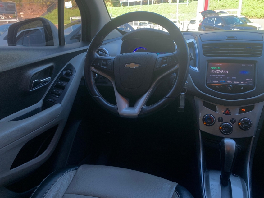 chevrolet tracker 1.8 mpfi ltz 4x2 16v flex 4p automatico 2015