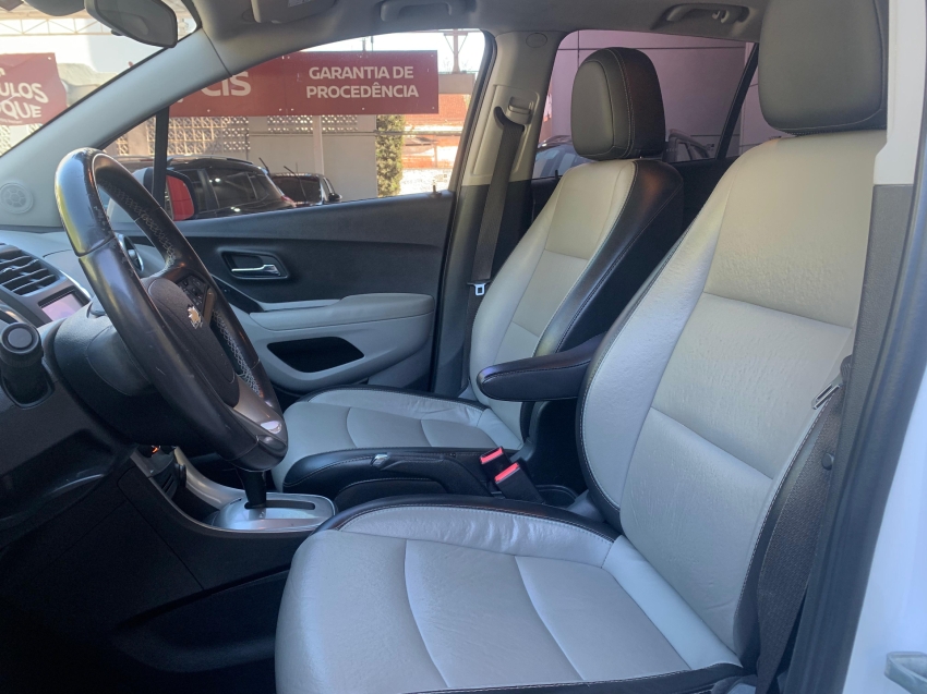chevrolet tracker 1.8 mpfi ltz 4x2 16v flex 4p automatico 2015