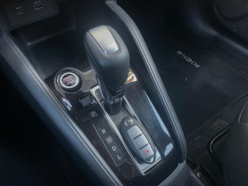 nissan kicks 1.6 16v flexstart exclusive xtronic flex 4p automatico 2022