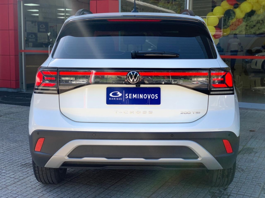 volkswagen t-cross 1.0 200 tsi total flex comfortline automatico 4p 2025