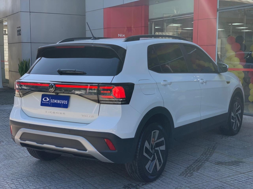 volkswagen t-cross 1.0 200 tsi total flex comfortline automatico 4p 2025