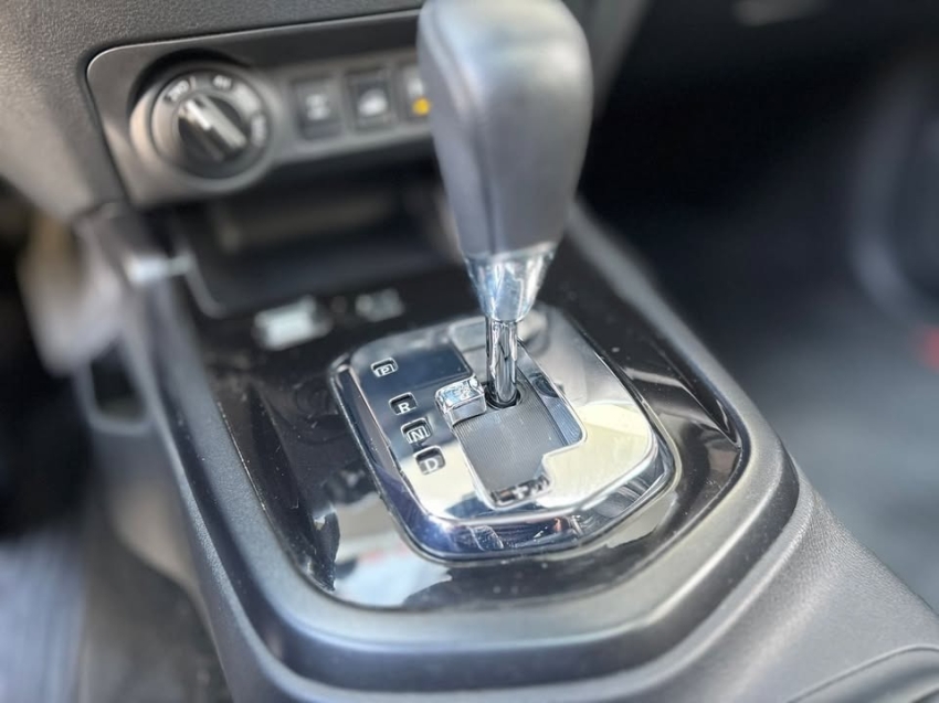nissan frontier 2.3 diesel automatico 202315