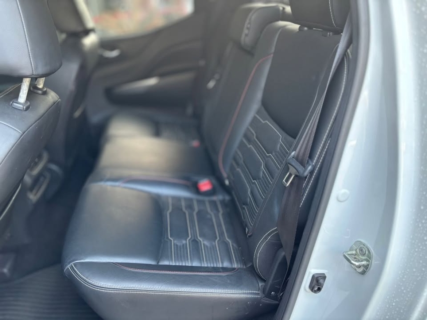 nissan frontier 2.3 diesel automatico 202311