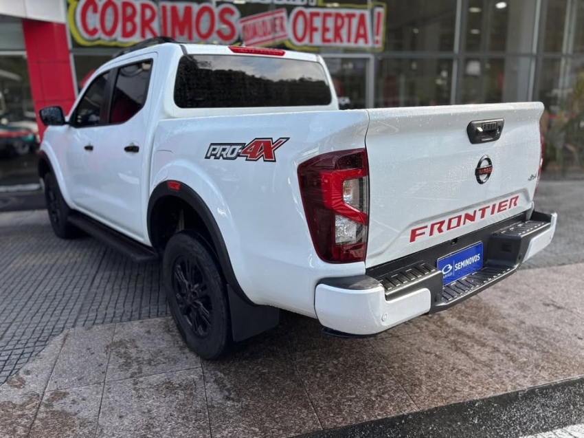 nissan frontier 2.3 diesel automatico 20235