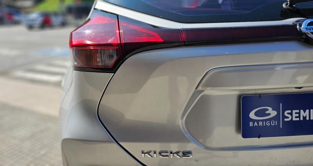 nissan kicks 1.6 16v flexstart advance xtronic flex 4p automatico 202215