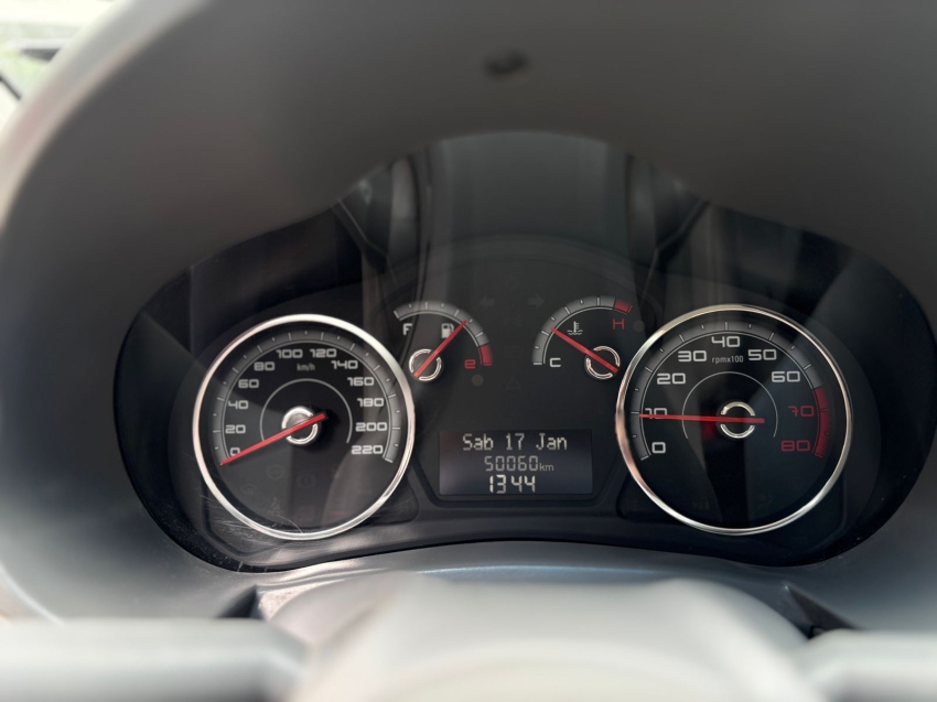 fiat palio 1.0 mpi attractive 8v flex 4p manual 20157