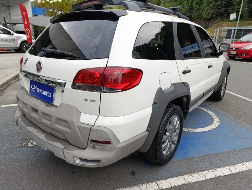 fiat palio 1.8 flex semiautomatico 20153