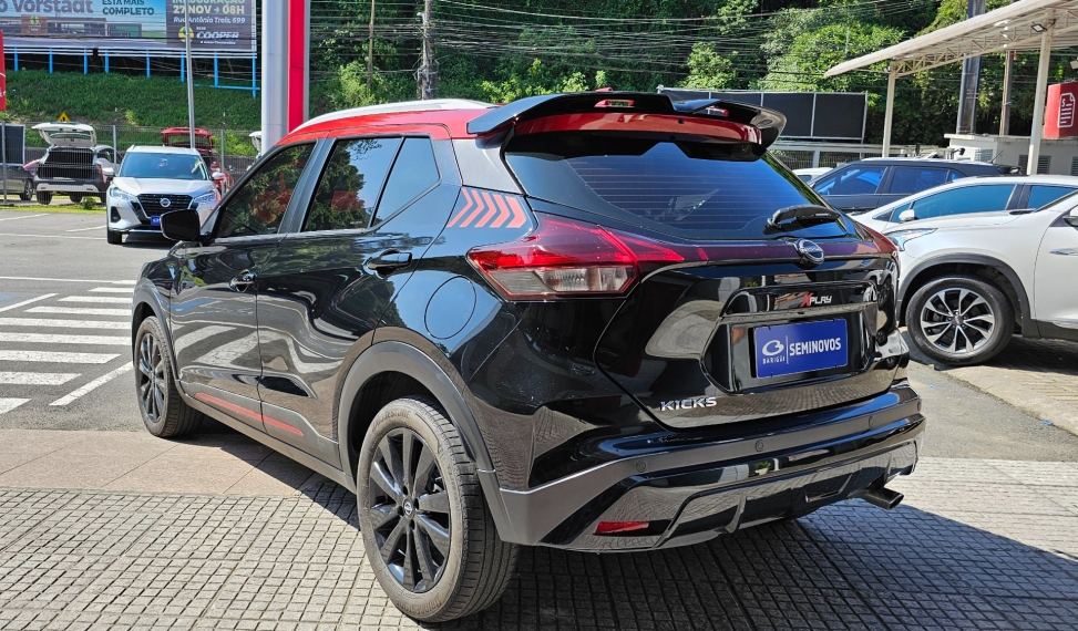 nissan kicks 1.6 16v flexstart xplay xtronic flex 4p automatico 20246