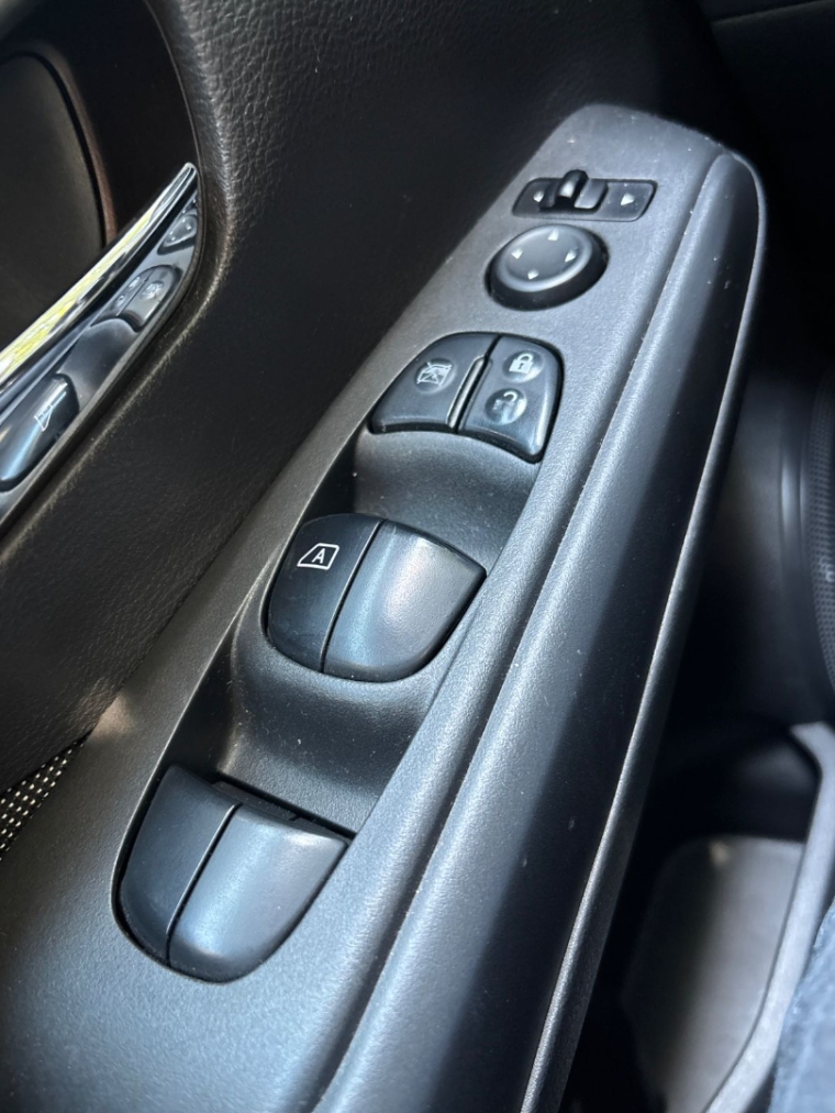 nissan kicks 1.6 16v flexstart s 4p xtronic flex automatico 201812