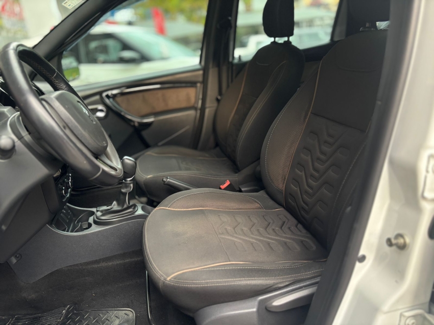 renault duster 2.0 dynamique 4x2 16v flex 4p automatico 20176