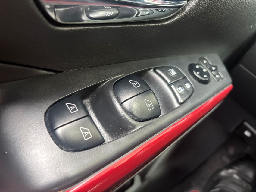 nissan kicks 1.6 16v flexstart xplay xtronic flex 4p automatico 202317