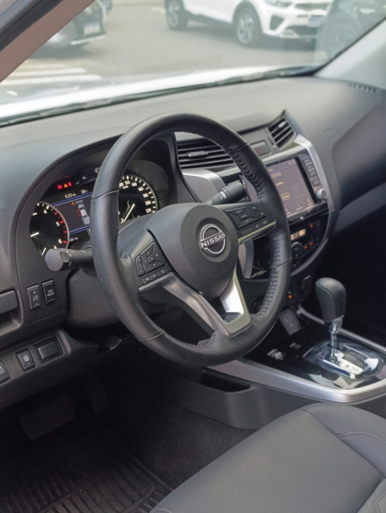 nissan frontier 2.3 diesel automatico 202513