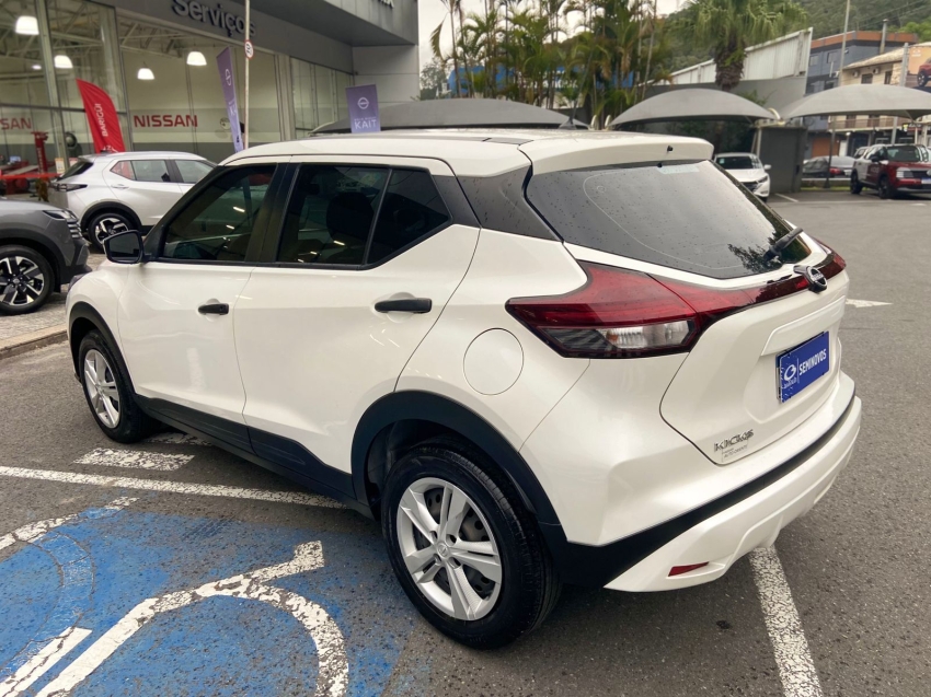 nissan kicks 1.6 flex automatico 20245