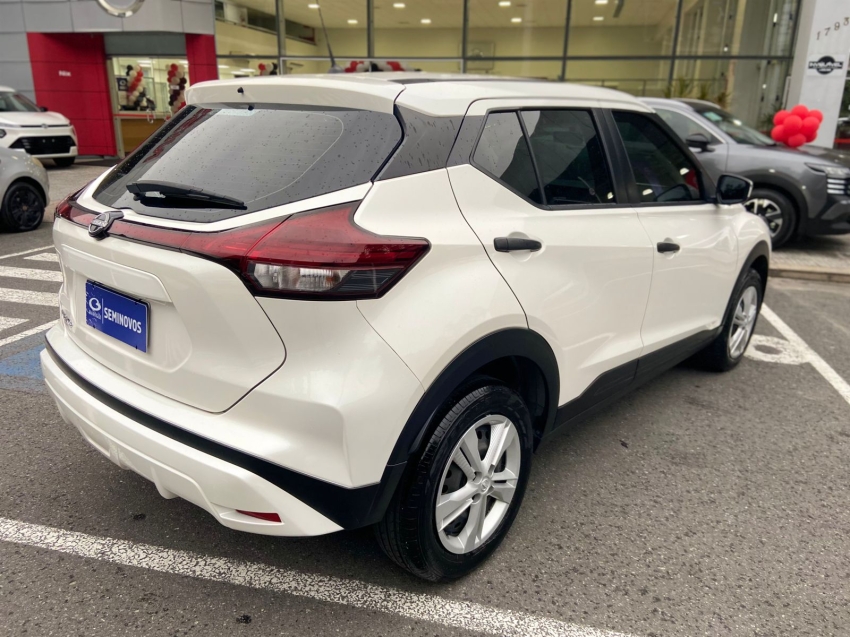 nissan kicks 1.6 flex automatico 20243