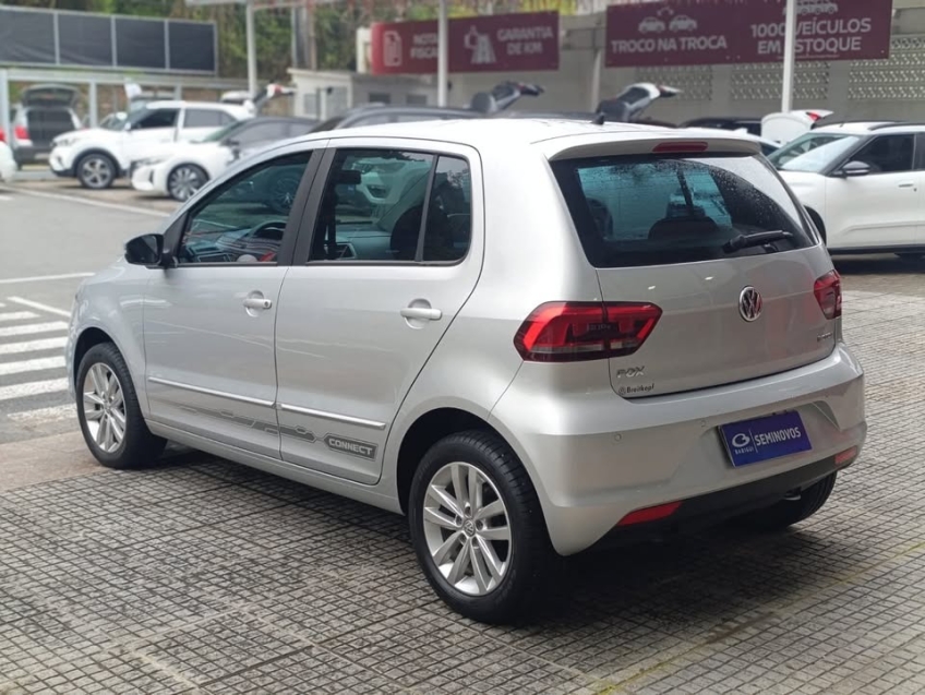 volkswagen fox 1.6 msi total flex connect 4p i-motion semiautomatico 20195