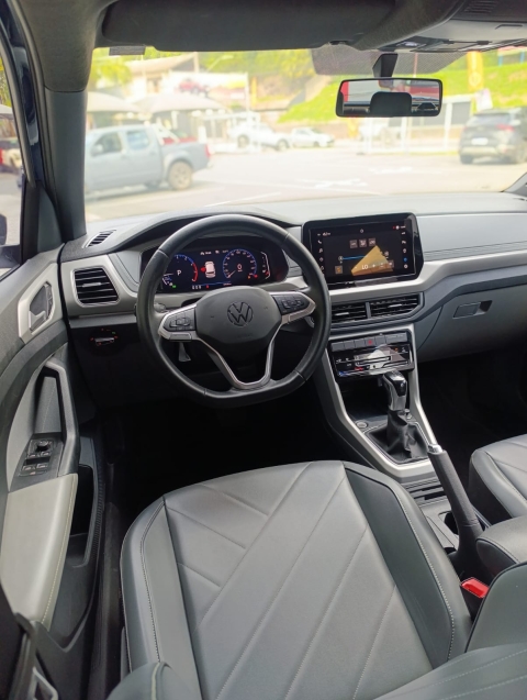 volkswagen t-cross 1.0 200 tsi total flex comfortline automatico 4p 202512