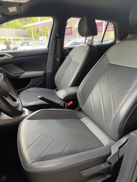 volkswagen t-cross 1.0 200 tsi total flex comfortline automatico 4p 202515