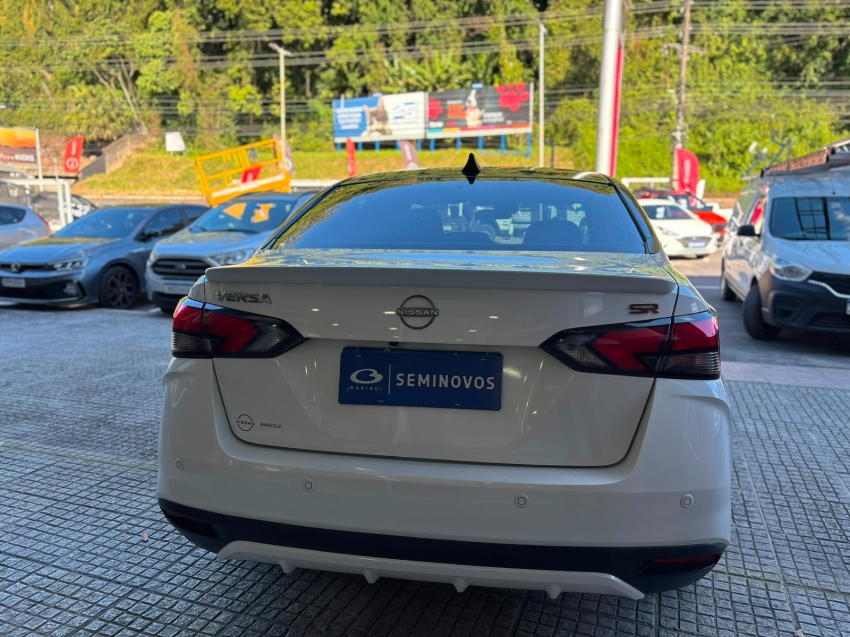 nissan versa 1.6 16v flex sr xtronic 4p automatico 20254
