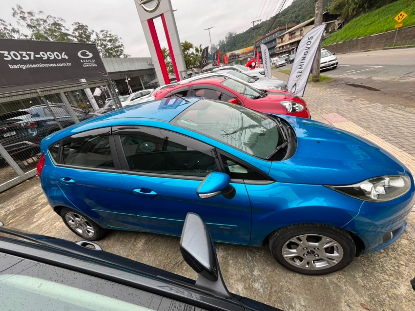 ford fiesta 1.6 se hatch 16v flex 4p powershift semiautomatico 20177