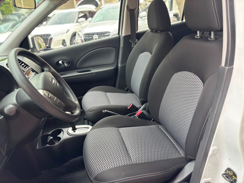 nissan march 1.6 sl 16v flexstart 4p xtronic flex automatico 202014