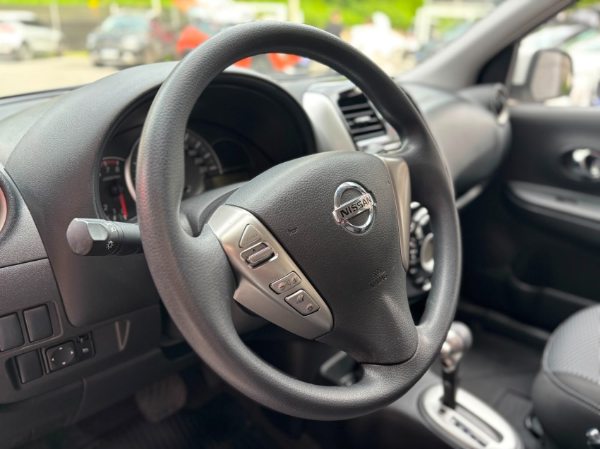 nissan march 1.6 sl 16v flexstart 4p xtronic flex automatico 20207