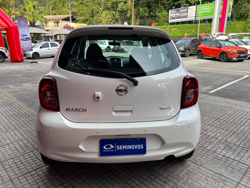 nissan march 1.6 sl 16v flexstart 4p xtronic flex automatico 20205