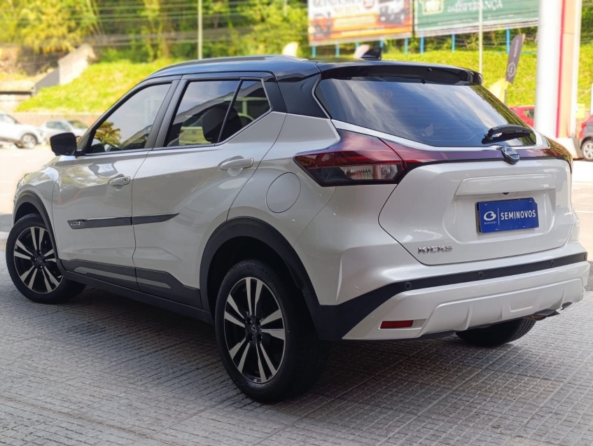 nissan kicks 1.6 16v flexstart exclusive xtronic 9.9 flex 4p automatico 20245