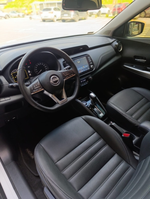 nissan kicks 1.6 16v flexstart exclusive xtronic 9.9 flex 4p automatico 202416