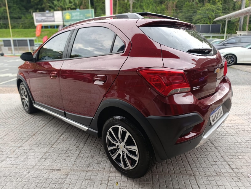 chevrolet onix 1.4 mpfi activ 8v flex 4p automatico 1.3 20183