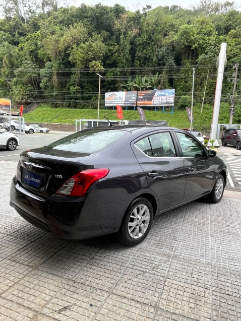 nissan versa 1.6 16v flex sl 4p manual 20166