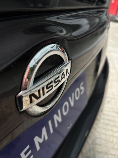 nissan versa 1.6 16v flex sl 4p manual 201610