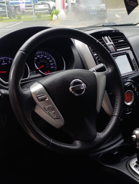 nissan versa 1.6 16v flexstart unique 4p xtronic flex automatico 201710