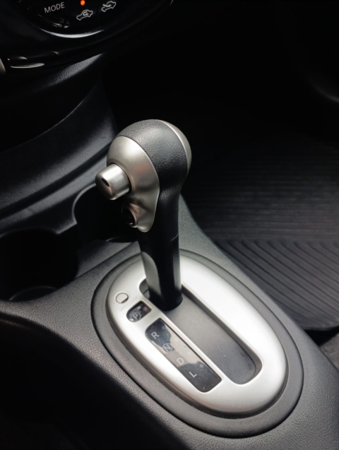 nissan versa 1.6 flex automatico 201710
