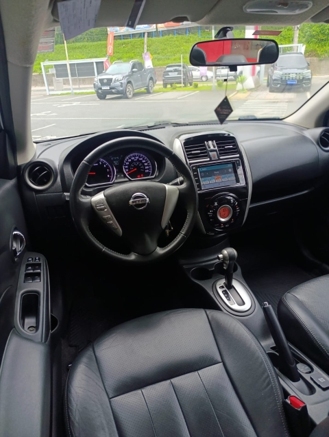 nissan versa 1.6 flex automatico 201712