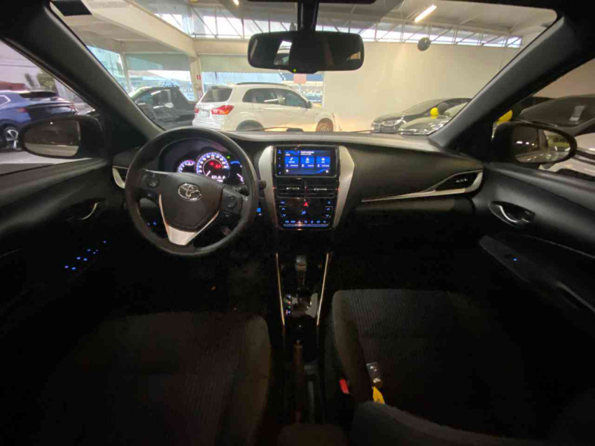 toyota yaris hatch xl plus tech 1.3 16v cvt flex 2018/19