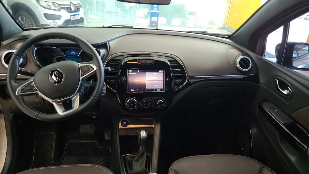 renault captur 1.3 tce flex iconic x-tronic 4p automatico 202211