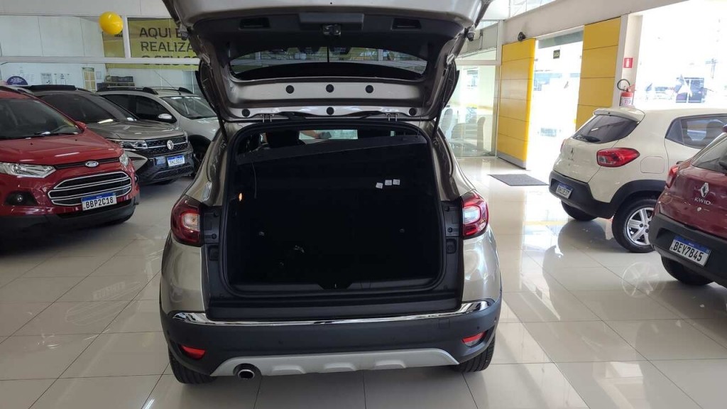 renault captur 1.3 tce flex iconic x-tronic 4p automatico 20228