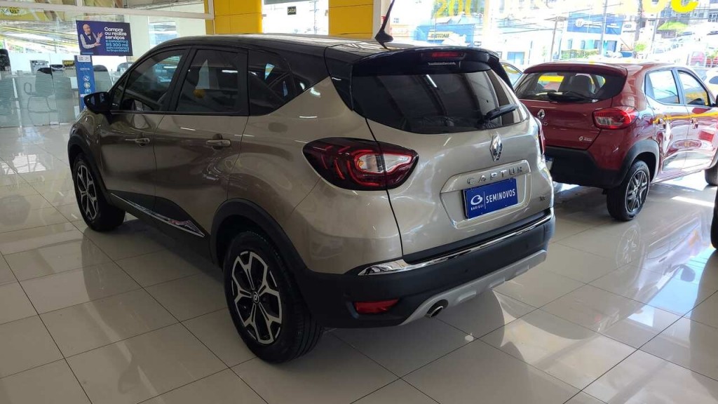 renault captur 1.3 tce flex iconic x-tronic 4p automatico 20225