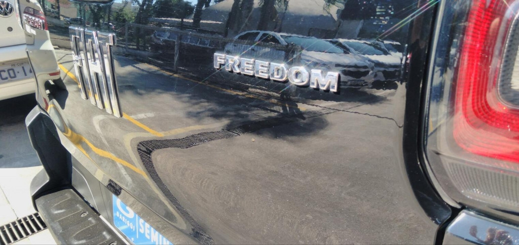 strada plus freedom 1.3 8v firefly