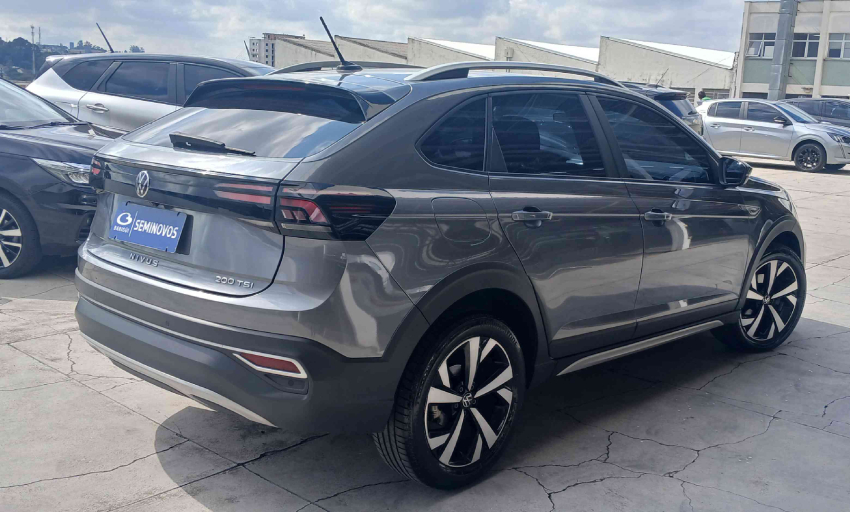 volkswagen nivus highline 200 1.0 12v tsi at6 flex automatico 2021/21